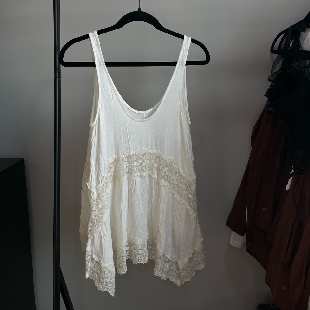 American Eagle Lace Tank top